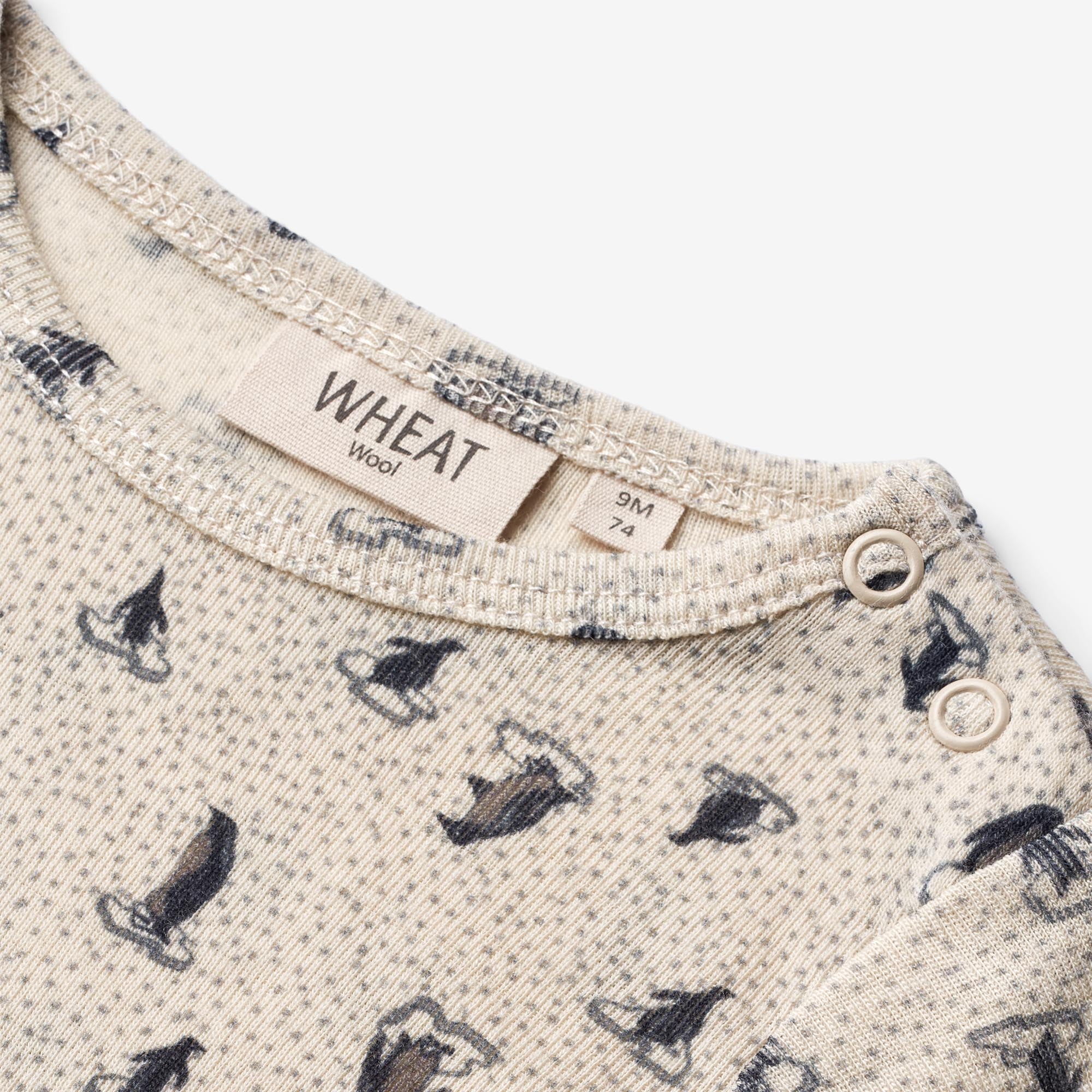 Body Plain Wool LS Baby penguins on ice Wheat.eu