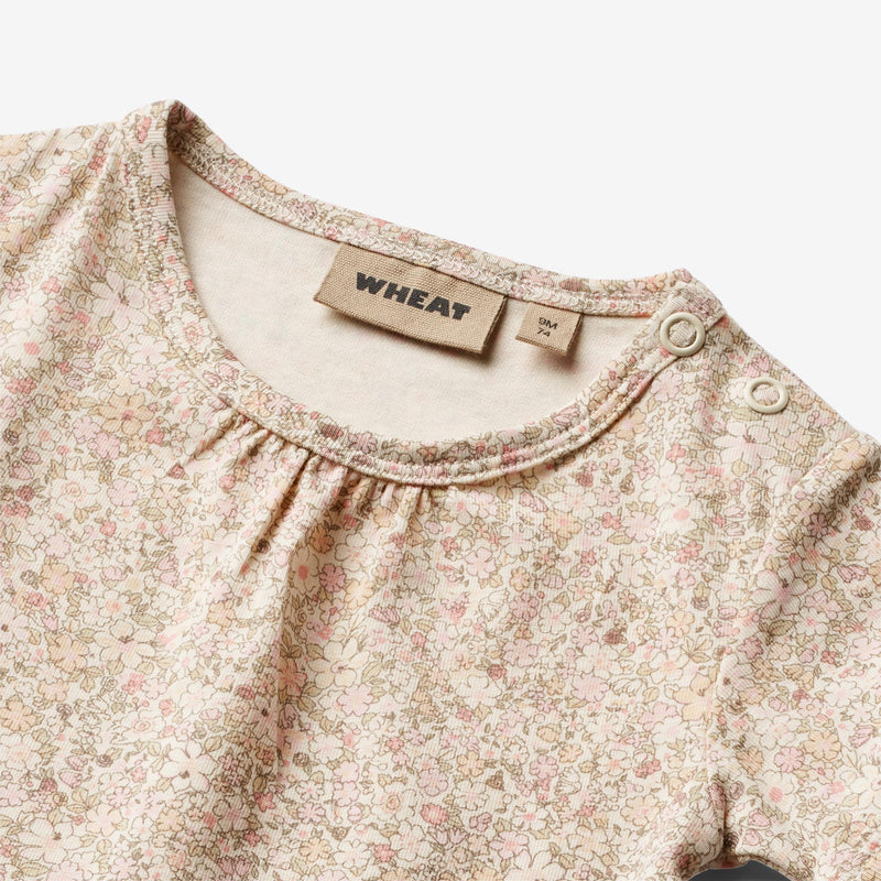 Wheat Main Body S/S Linette | Baby Underwear/Bodies 1250 cream flower meadow