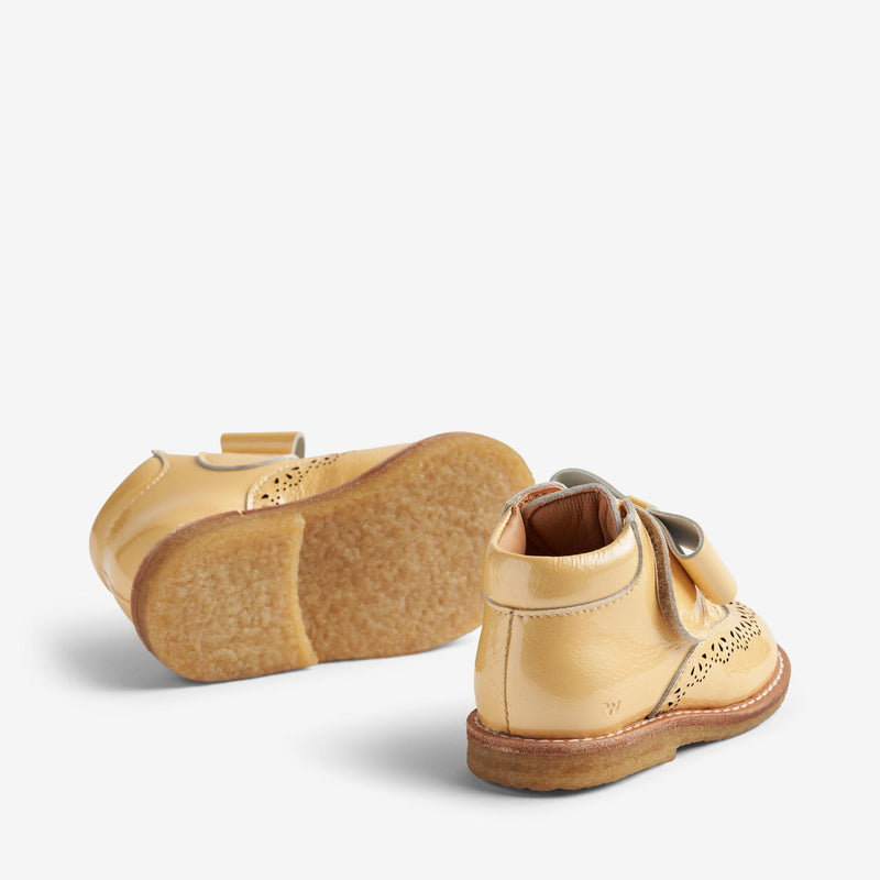 Wheat Footwear Bootie Velcro Bowy Crepe 5310 lemon