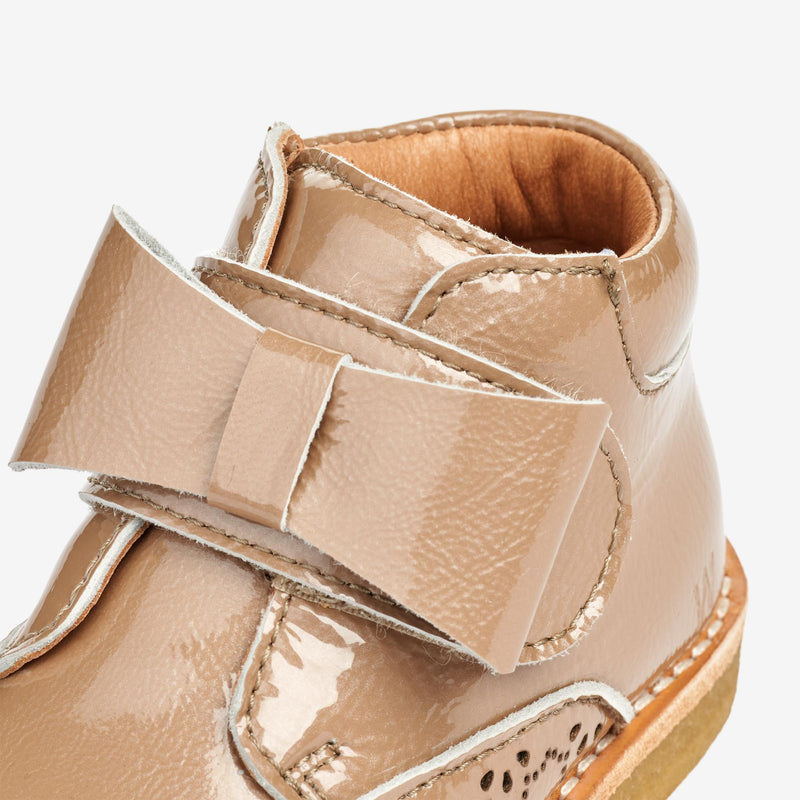 Wheat Footwear Bootie Velcro Bowy Prewalkers 9011 beige