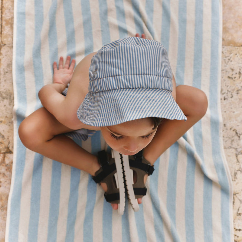 Wheat Main Bucket Hat Tilo Badge Accessory 9580 blue swim stripe