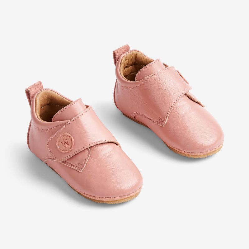 Wheat Footwear Dakota Leather Home Shoe | Baby Indoor Shoes 2026 rose