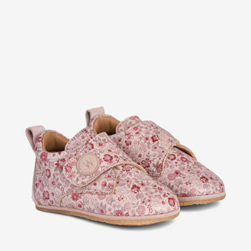 Wheat Footwear Dakota Print Indoor Shoe | Baby Indoor Shoes 2036 rose dust flowers