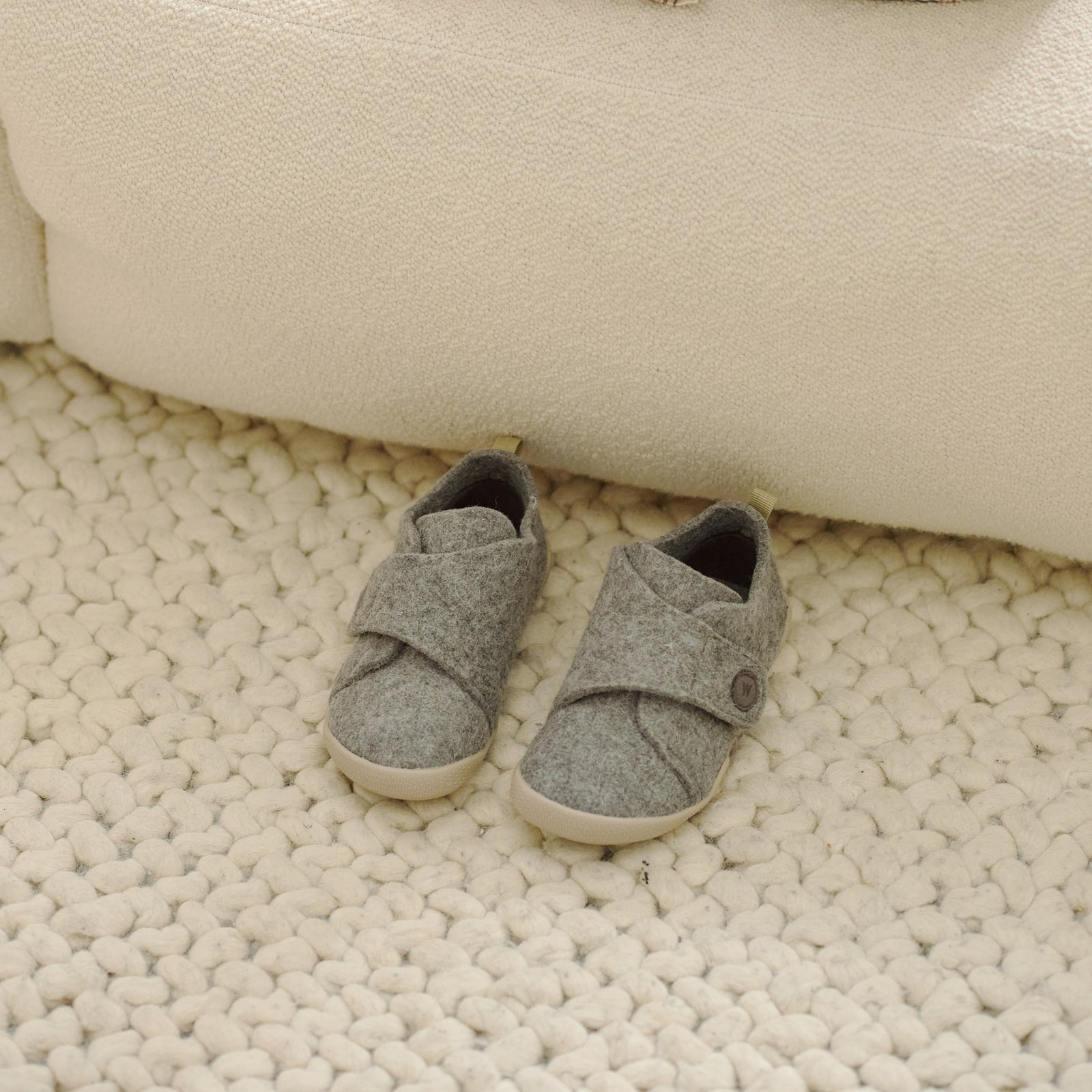 Indoor Shoe Fleecy - grey – Wheat.eu