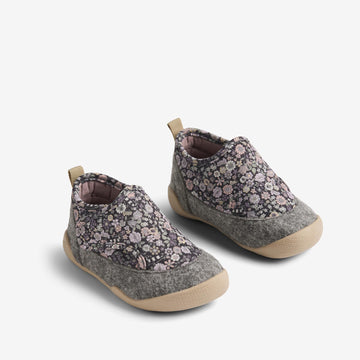 Wheat Footwear Indoor Shoe Mulle Indoor Shoes 9527 black sea flowers