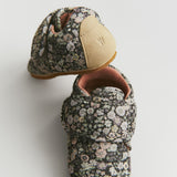 Wheat Footwear Indoor Shoe Sasha Indoor Shoes 9527 black sea flowers