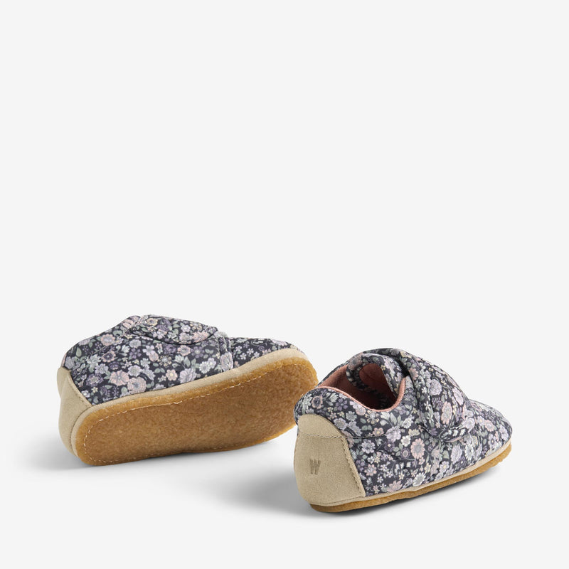 Wheat Footwear Indoor Shoe Sasha Indoor Shoes 9527 black sea flowers