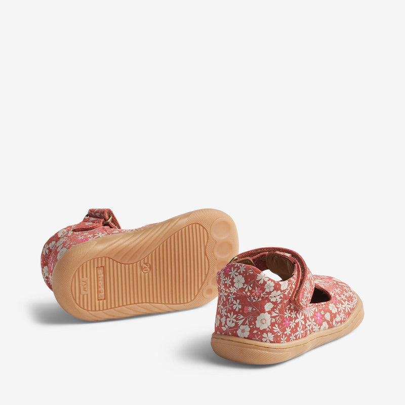Wheat Footwear Mary Jane Sinne Prewalkers 9455 coral white flowers