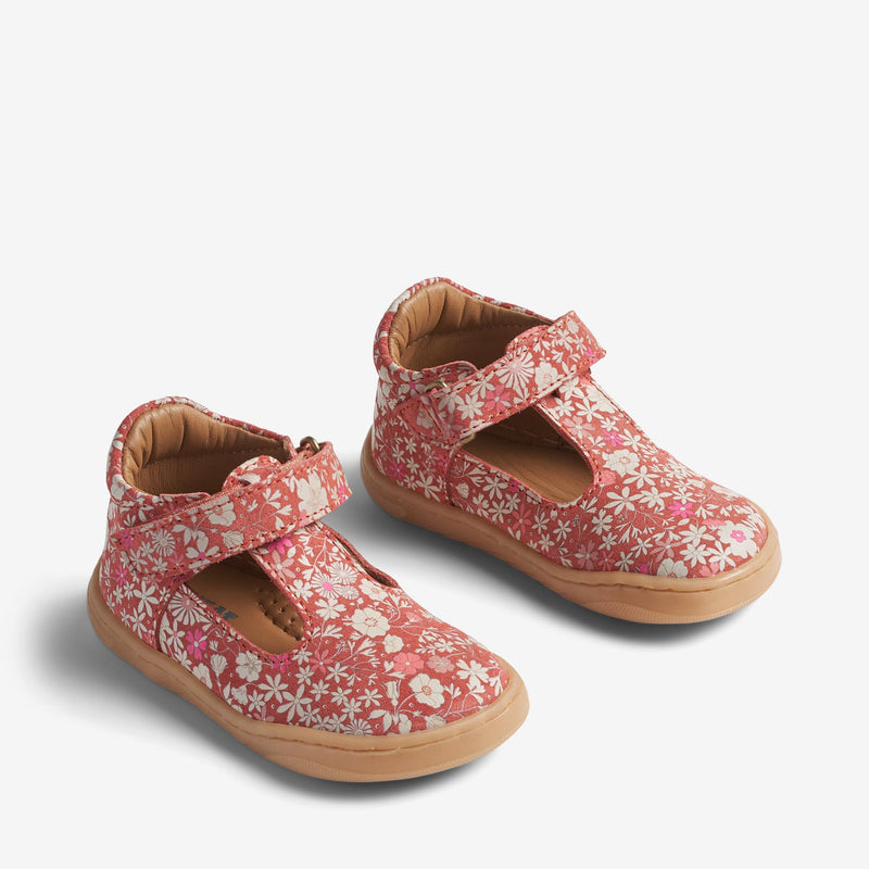 Wheat Footwear Mary Jane Sinne Prewalkers 9455 coral white flowers