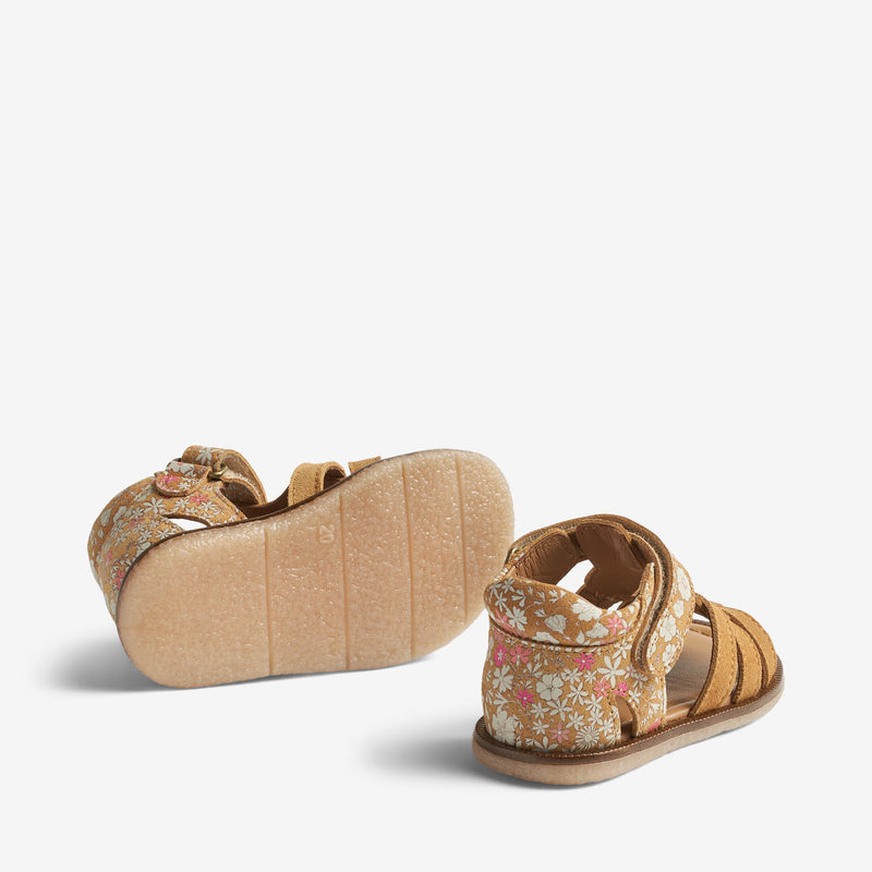 Wheat Footwear Sandal Bray Prewalker Sandals 9459 tan white flower