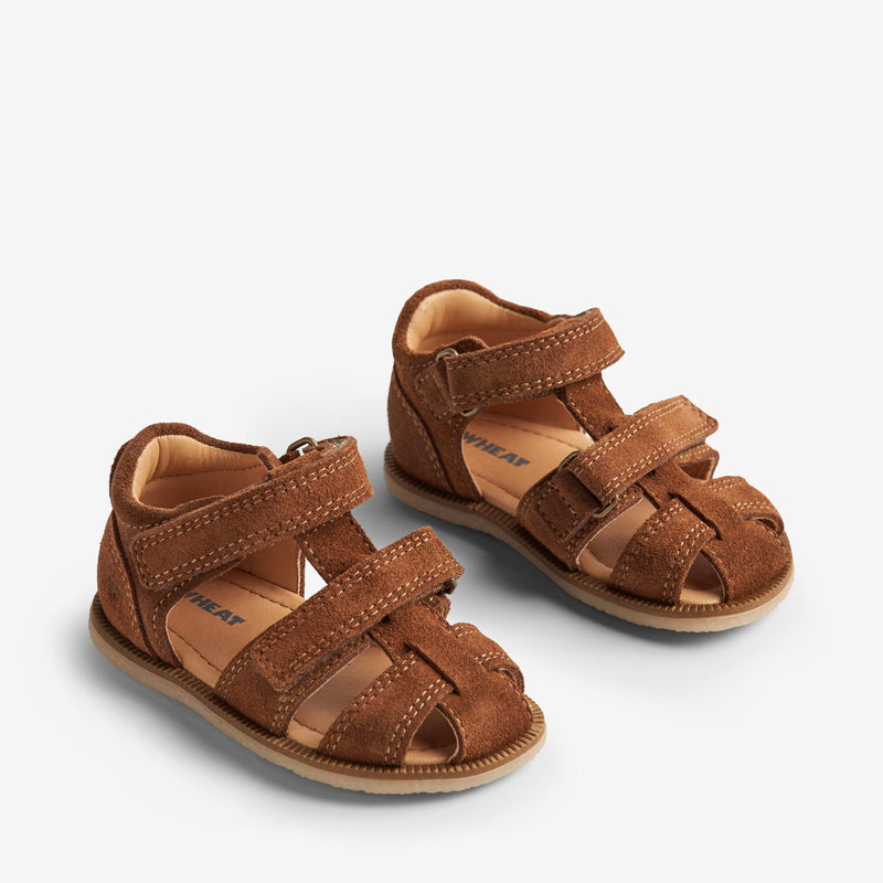 Wheat Footwear Sandal Closed Toe Baya Prewalker Sandals 9002 cognac