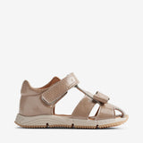 Wheat Footwear Sandal Closed Toe Donna Prewalker Sandals 9011 beige