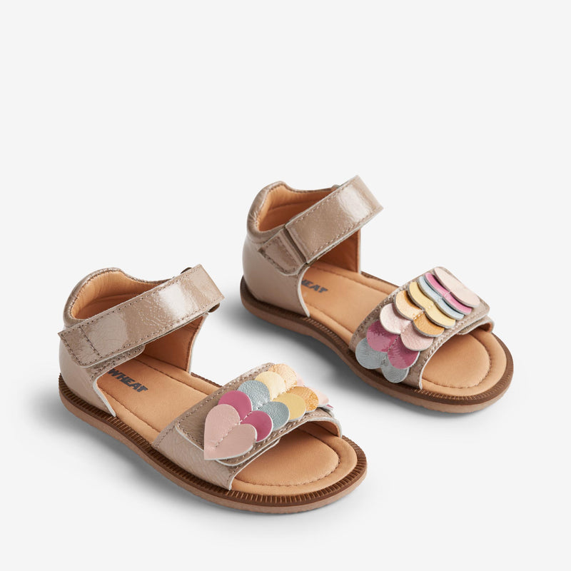 Wheat Footwear Sandal Open Toe Uma Patent Sandals 9011 beige