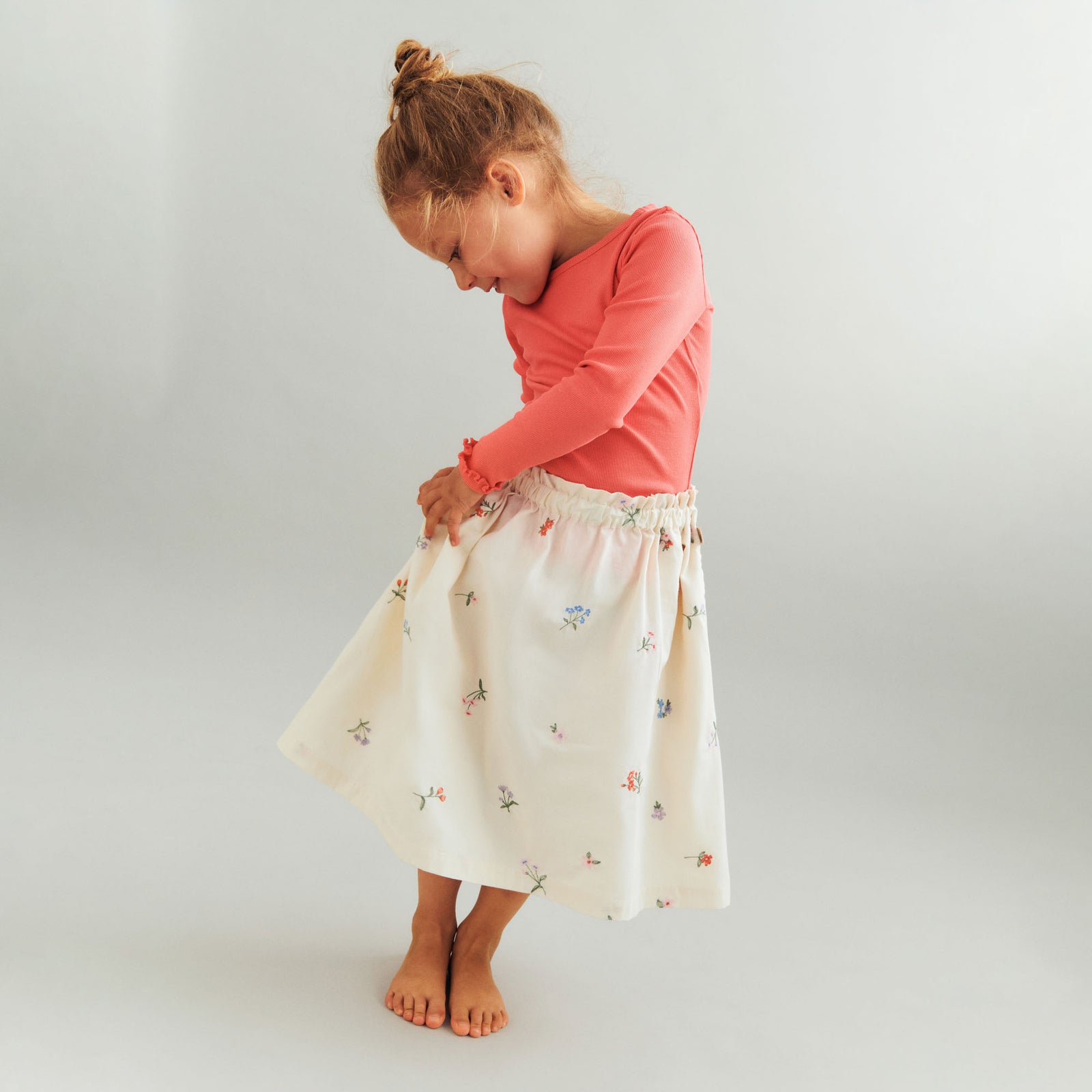 Skirt Nora - ivory embroidery flowers – Wheat.eu Skirt Nora - ivory embroidery flowers – Wheat.eu
