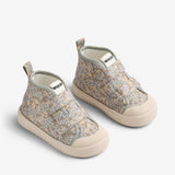 Wheat Footwear Sneaker Leo Sneakers 9765 slightly blue flowers